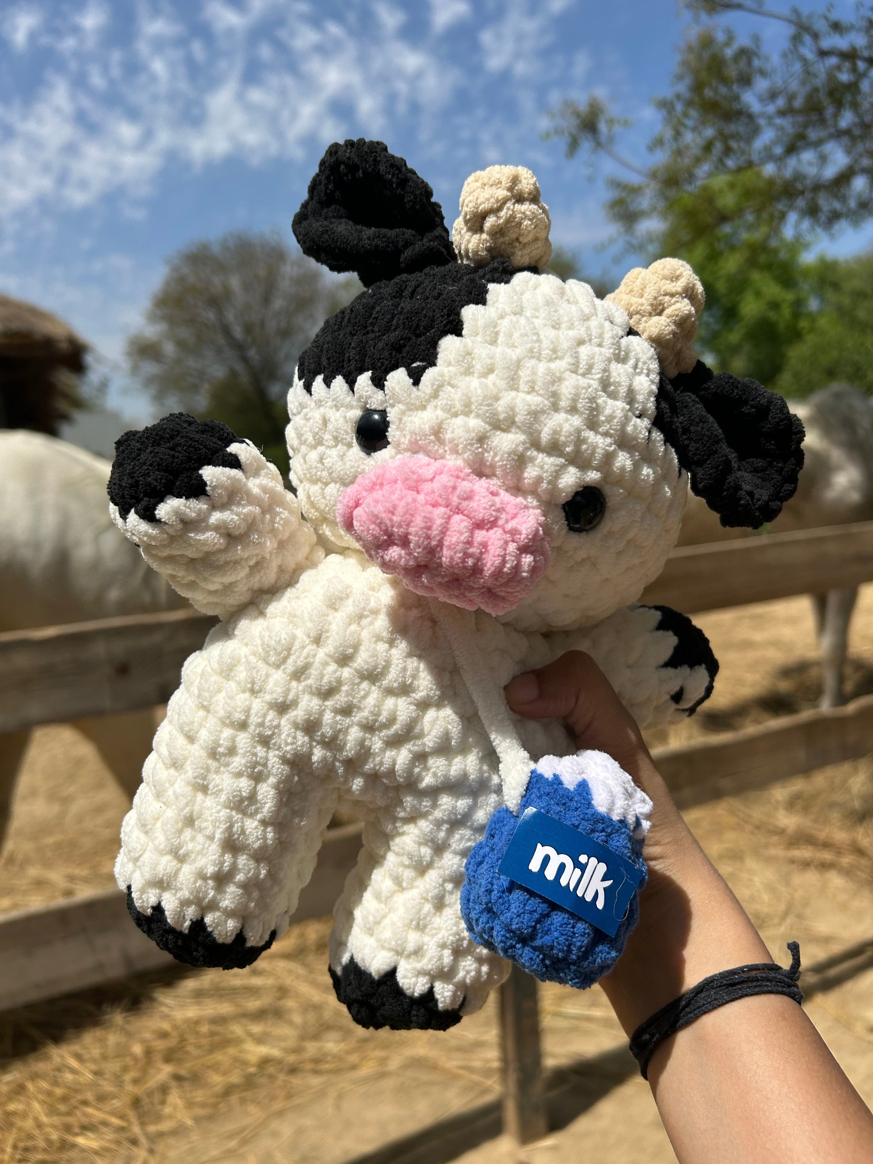 Cow plushie