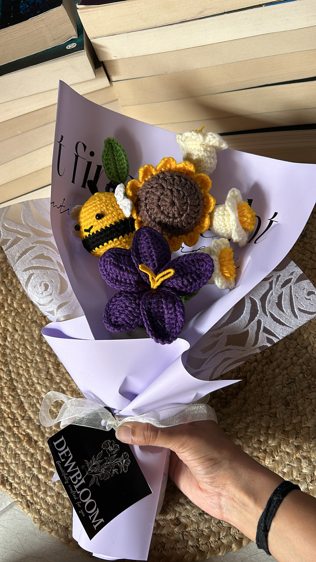 Bee Buzzing Bouquet