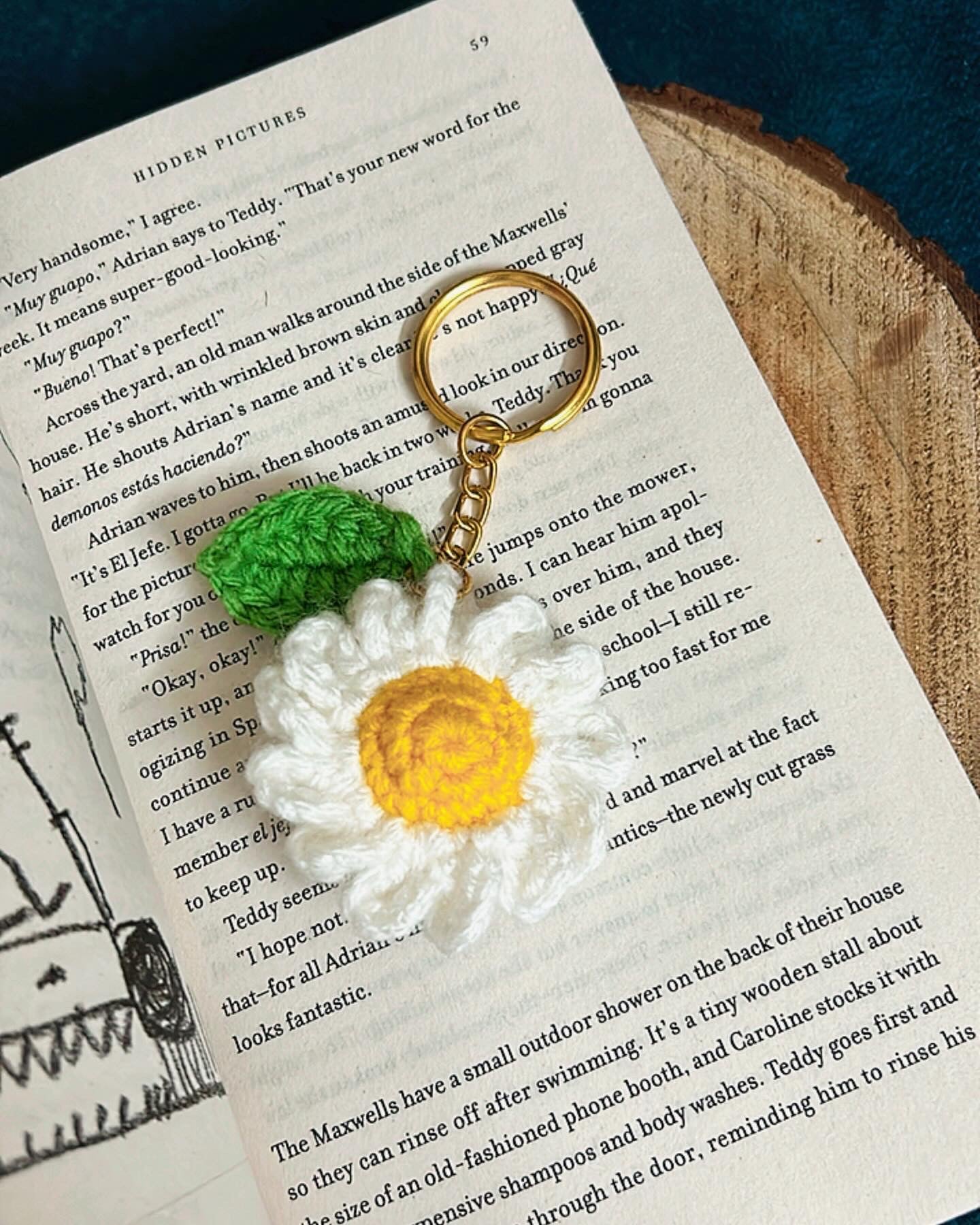 Daisy Keychain
