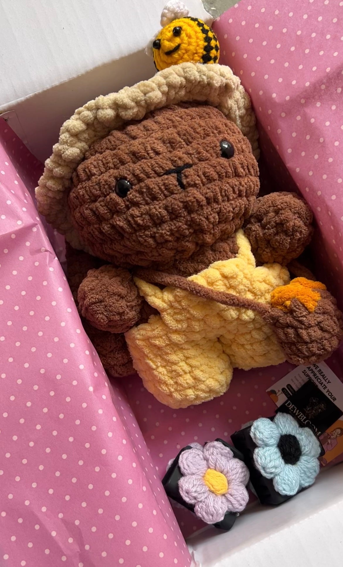 Honey Bun and 2 clutchers